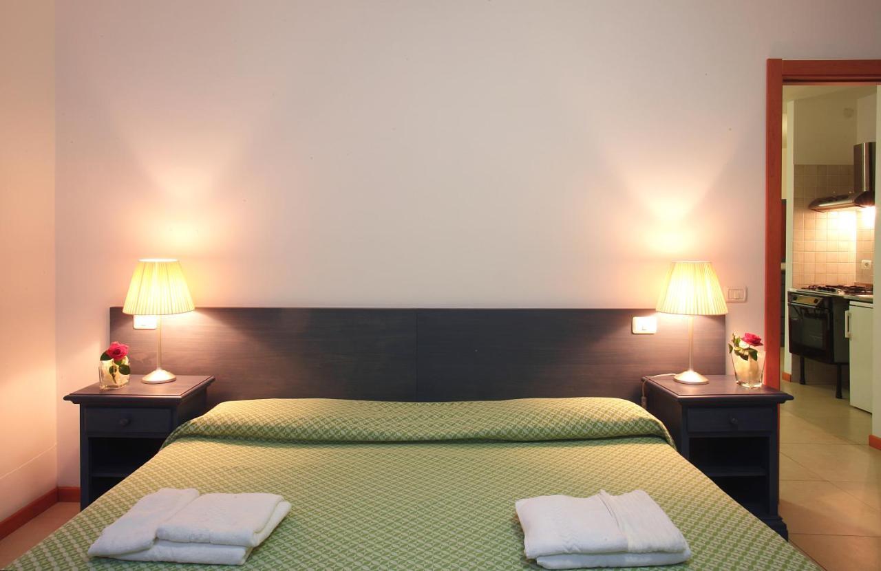 Residence Borgo San Sebastiano Bergeggi Chambre photo